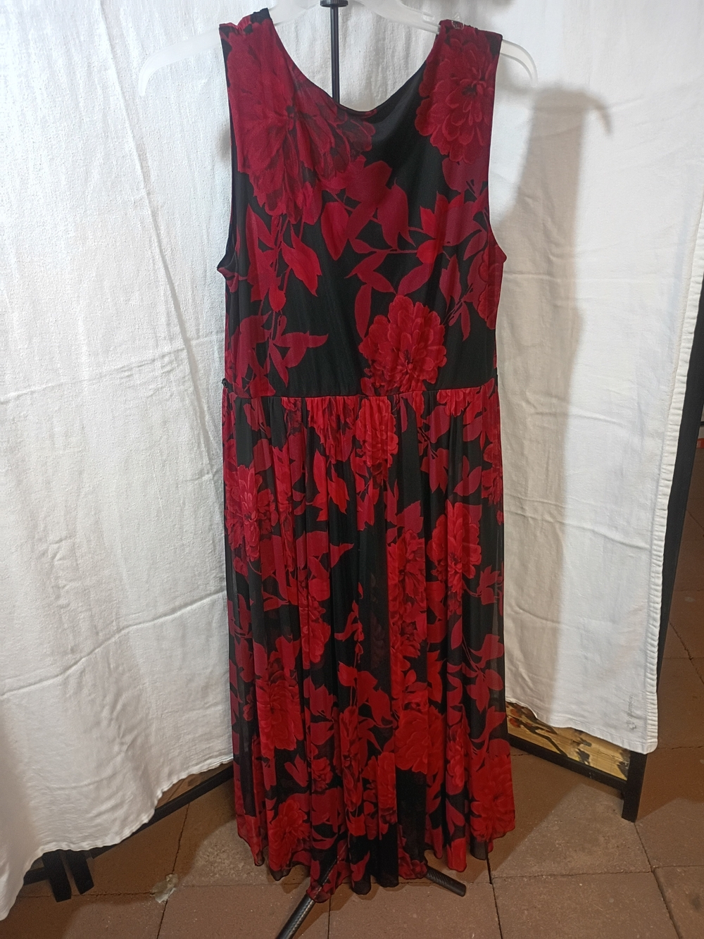 Enfocus Studio Red Floral Wrap Maxi Dress - Picture 5 of 5